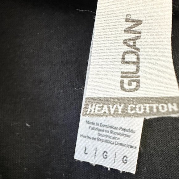 Gildan Unisex Black Graphic TShirt Size Large Cotton Pre-owned - Picture 2 of 3